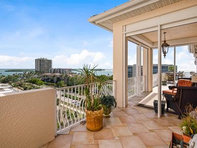 Caxambas South Beach Penthouse